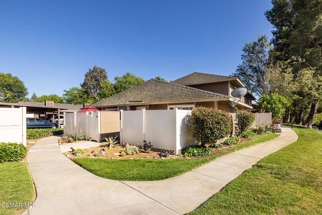 Agoura Hills, CA 91301,28882 Conejo View DR