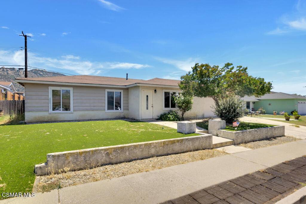 Simi Valley, CA 93063,6366 Marsha AVE