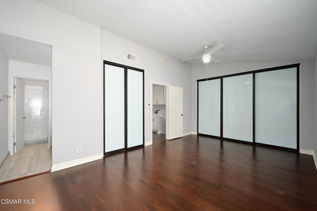 West Hills, CA 91307,24425 Vanowen ST #82
