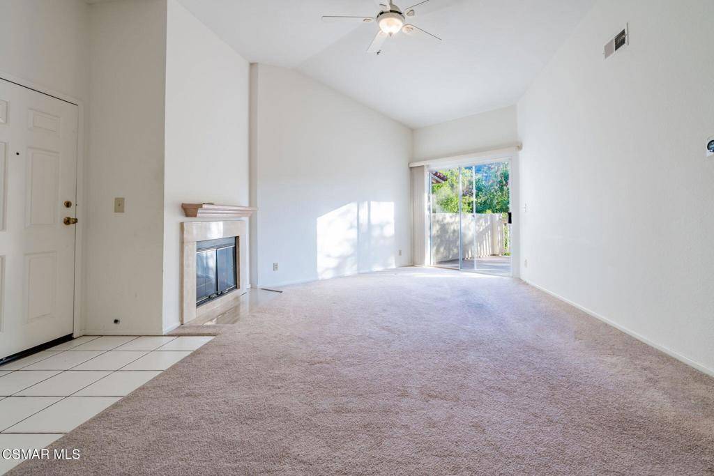 Oak Park, CA 91377,5837 Oak Bend LN #407