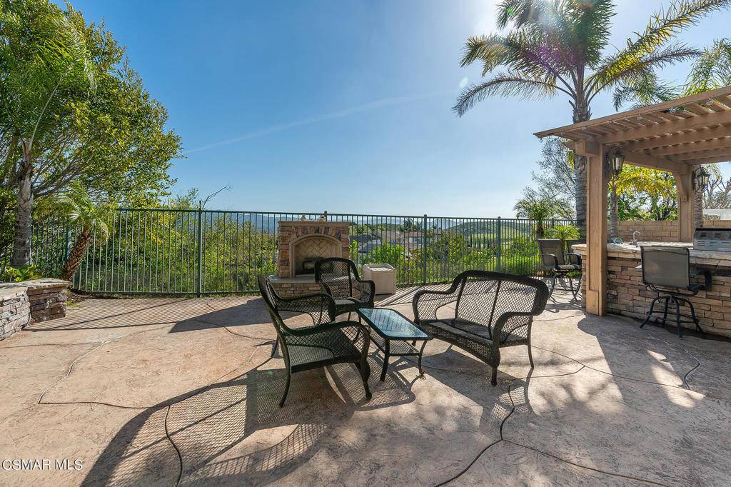 Simi Valley, CA 93065,1728 Bluesage CT