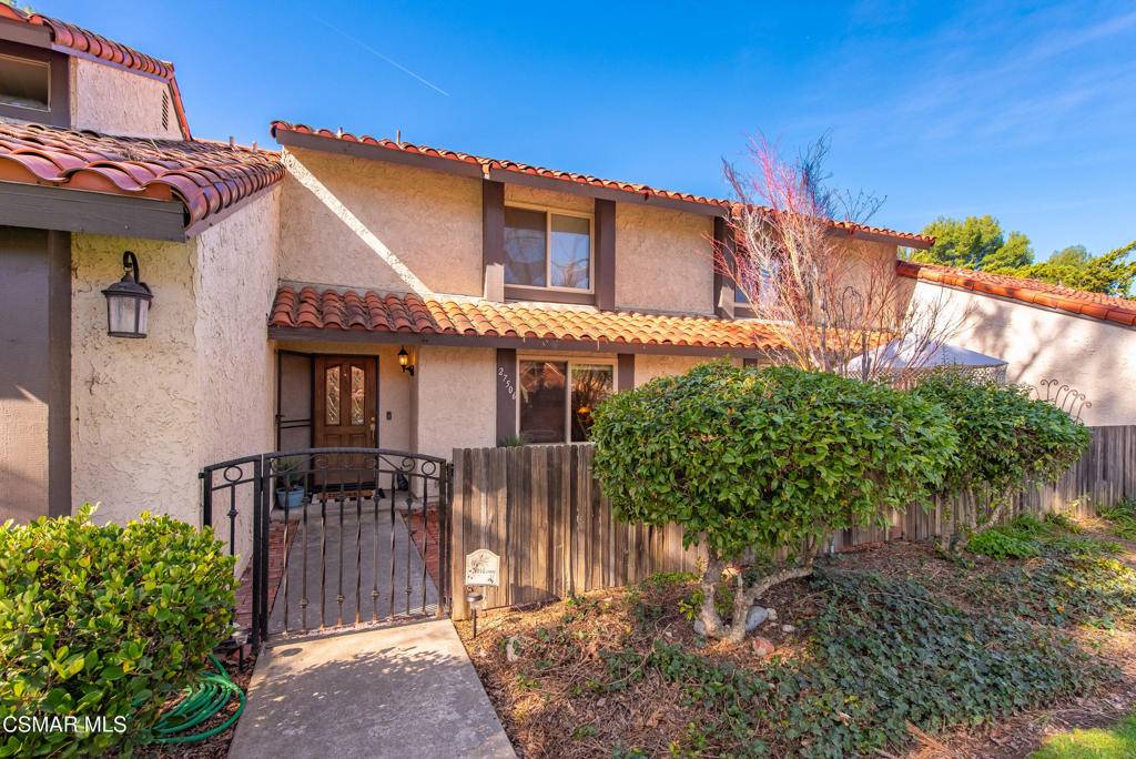 Agoura Hills, CA 91301,27506 Rondell ST