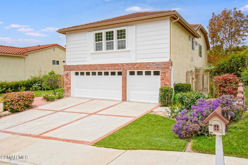Thousand Oaks, CA 91362,2111 Peak PL