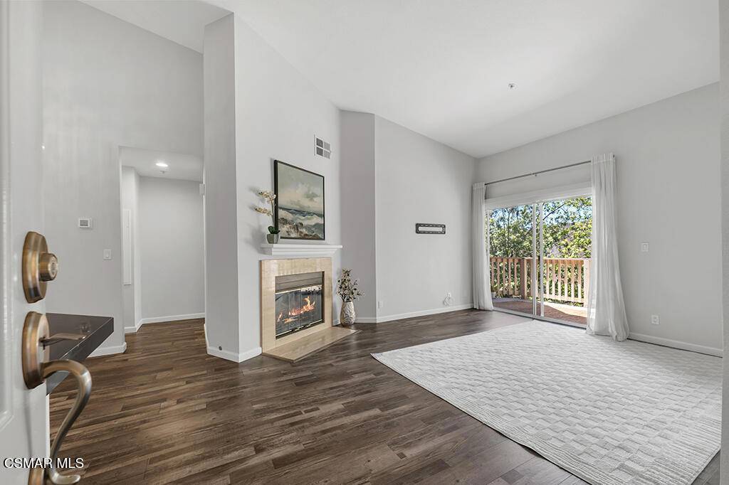 Oak Park, CA 91377,631 Oak Run TRL #Tl308