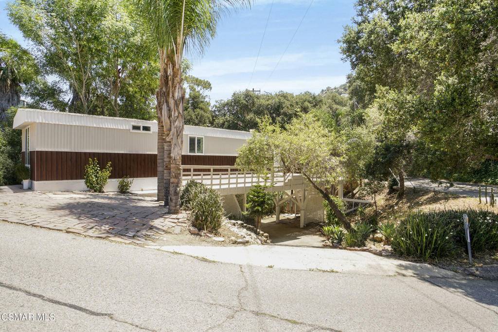 Simi Valley, CA 93063,1070 Katherine RD