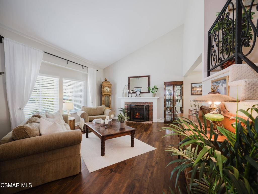 Newbury Park, CA 91320,475 Highview ST