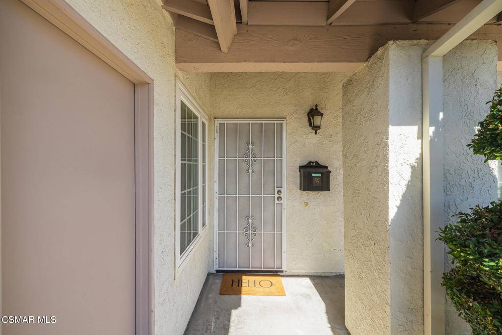 Thousand Oaks, CA 91362,1569 Burning Tree DR