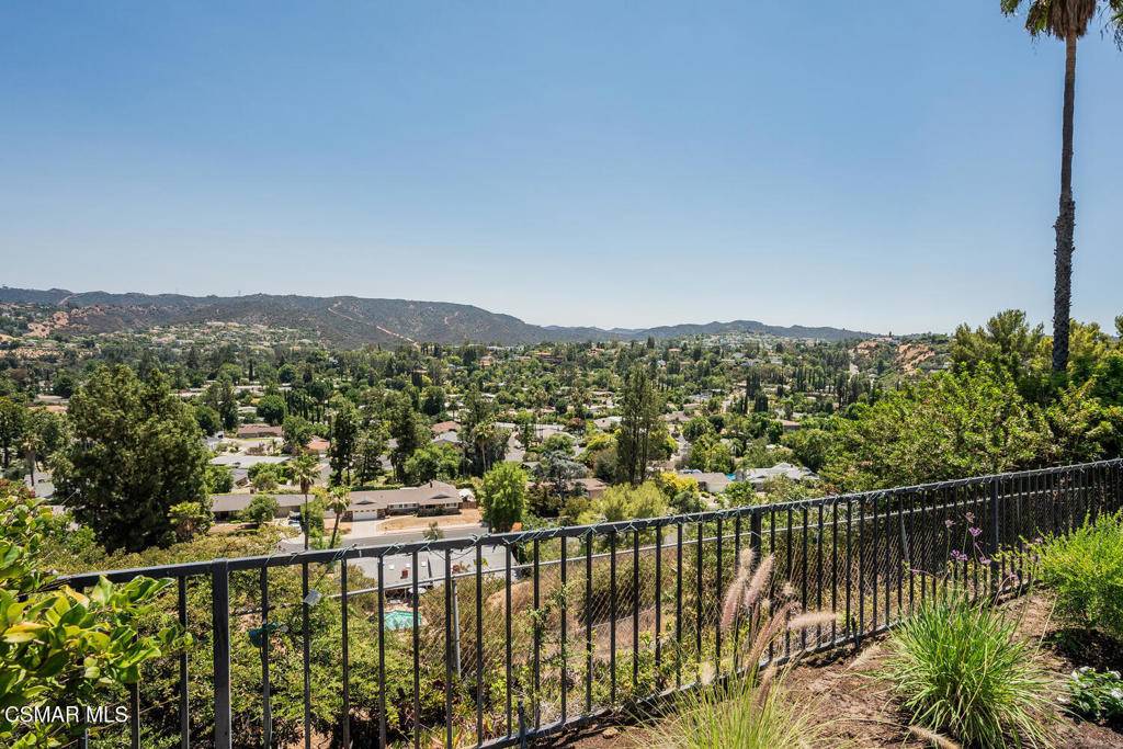 Tarzana, CA 91356,18854 Edleen DR