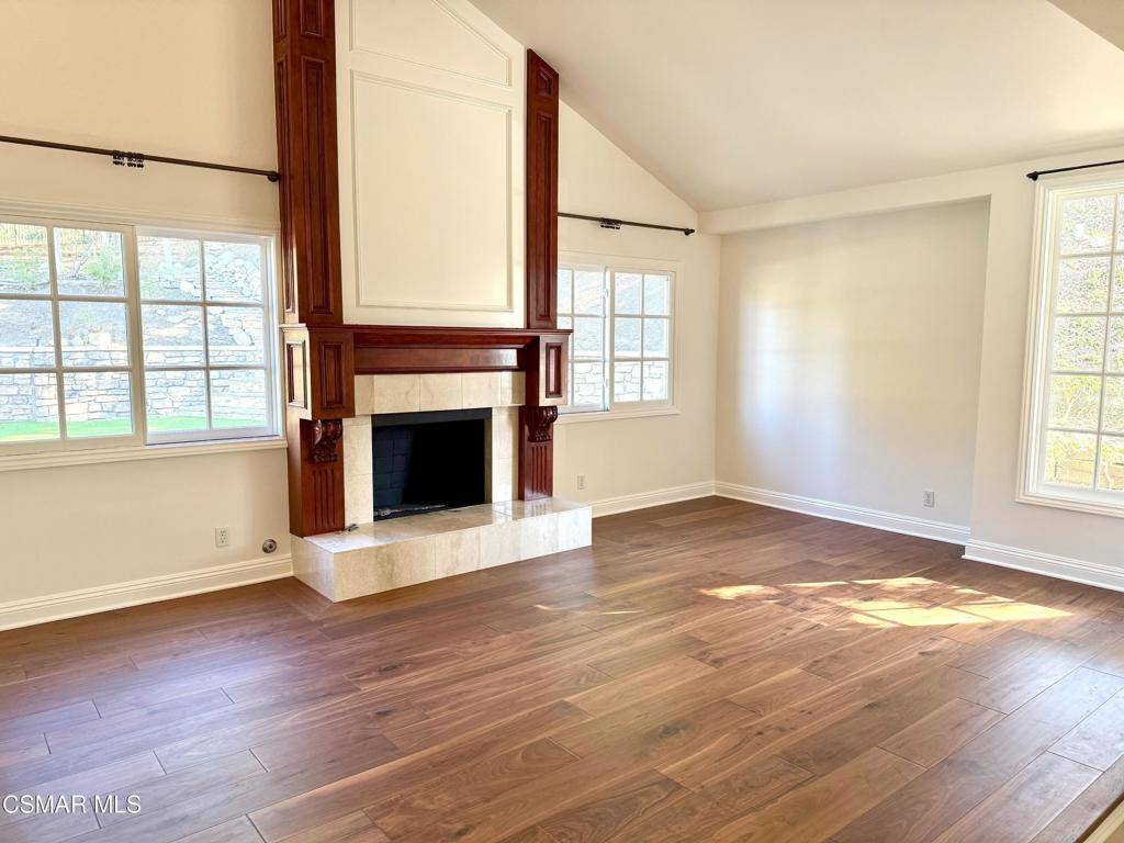 Westlake Village, CA 91361,829 Sorrelwood CT