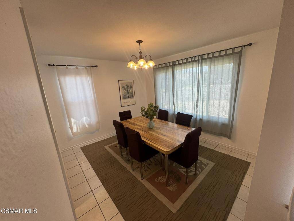 Simi Valley, CA 93063,4593 Lubbock DR