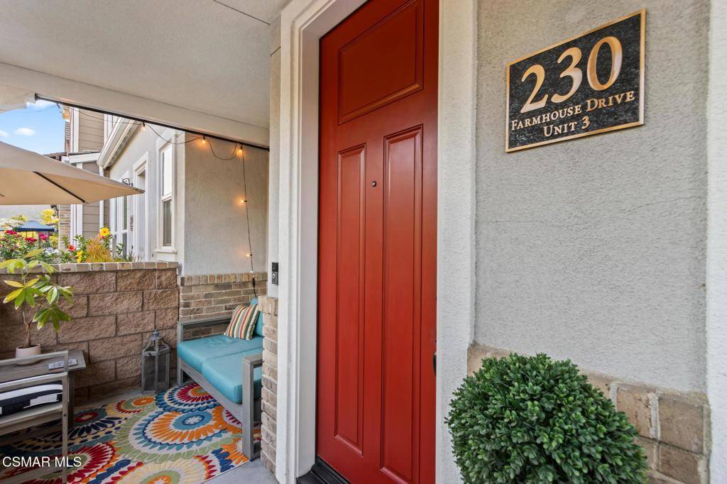 Simi Valley, CA 93065,230 Farmhouse DR #3