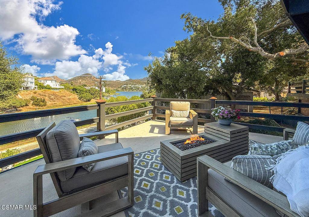 Lake Sherwood, CA 91361,123 Lake Sherwood DR