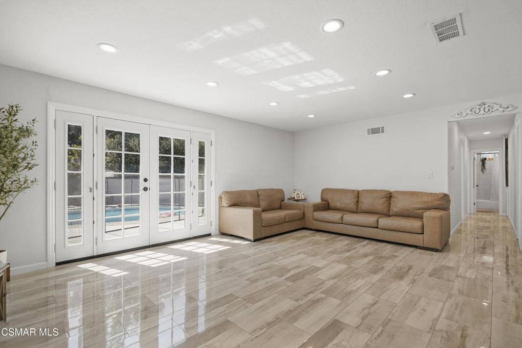 Simi Valley, CA 93063,3175 Corpus Christi ST