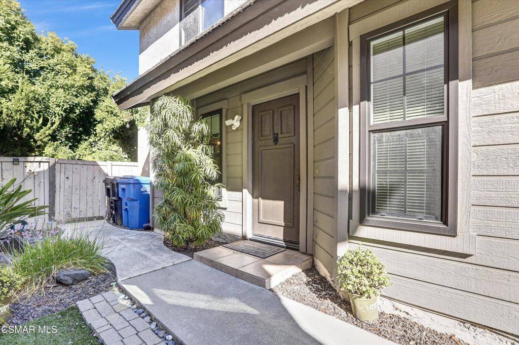 Oak Park, CA 91377,476 Park Springs CT