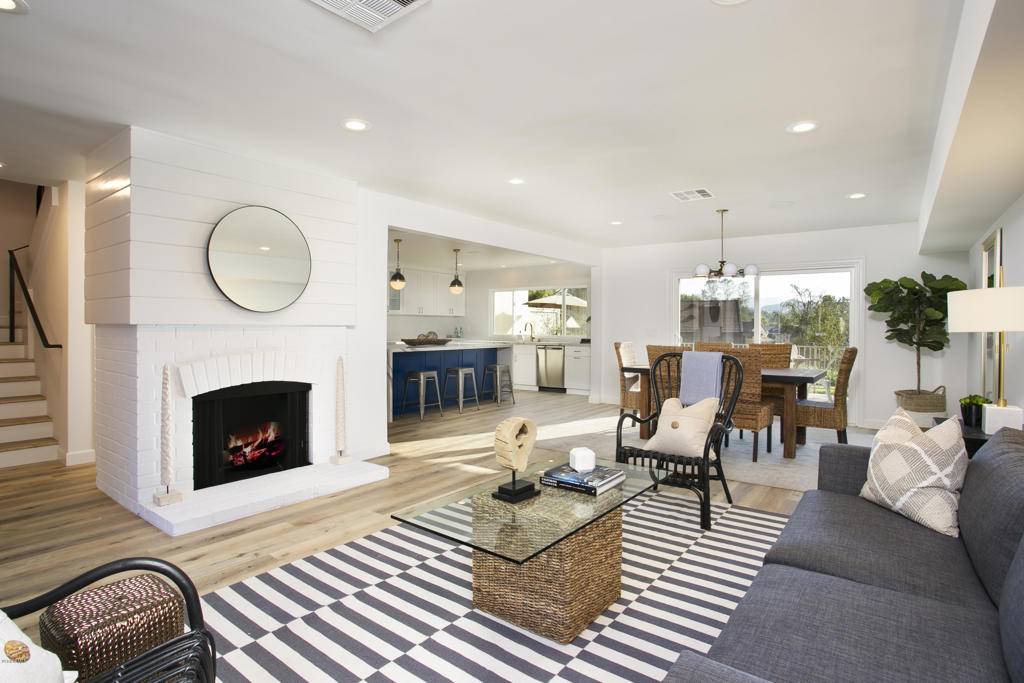Westlake Village, CA 91361,32107 Beachview LN