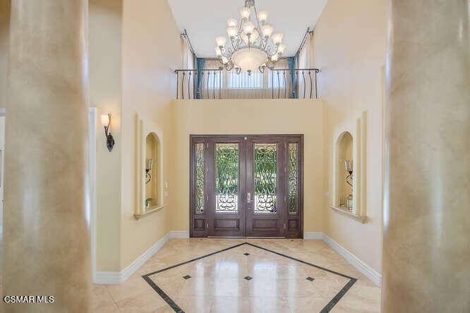 Thousand Oaks, CA 91320,421 Whitegate RD