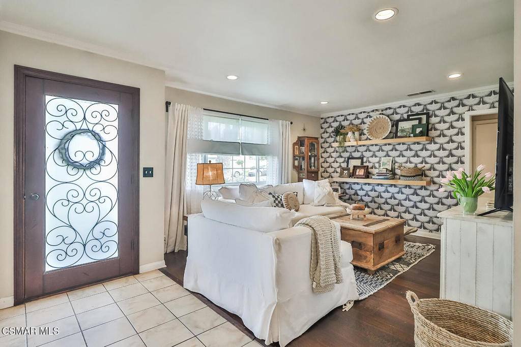 Thousand Oaks, CA 91360,612 Calle Jazmin