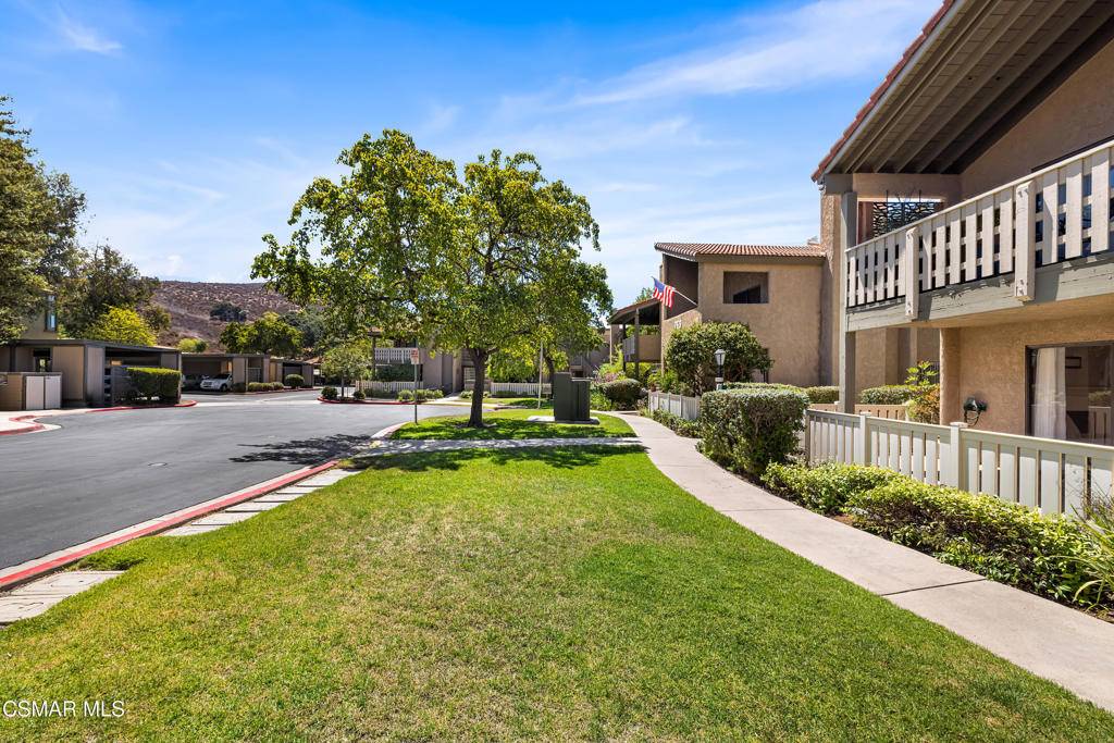 Thousand Oaks, CA 91360,769 Birchpark CIR #101