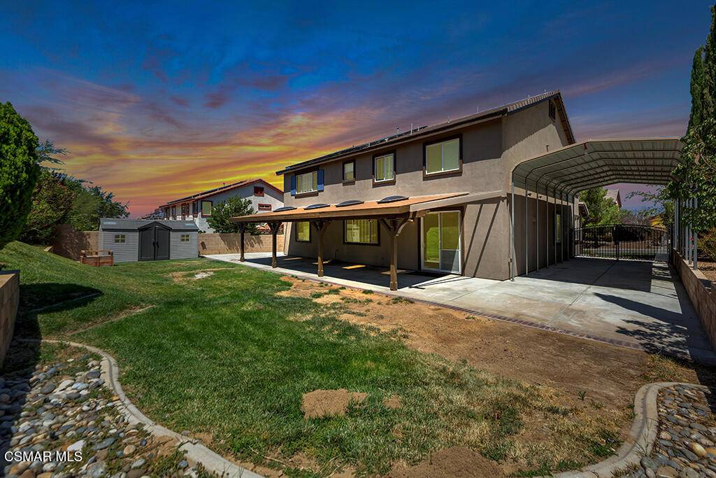 Lancaster, CA 93536,42333 Highland CT
