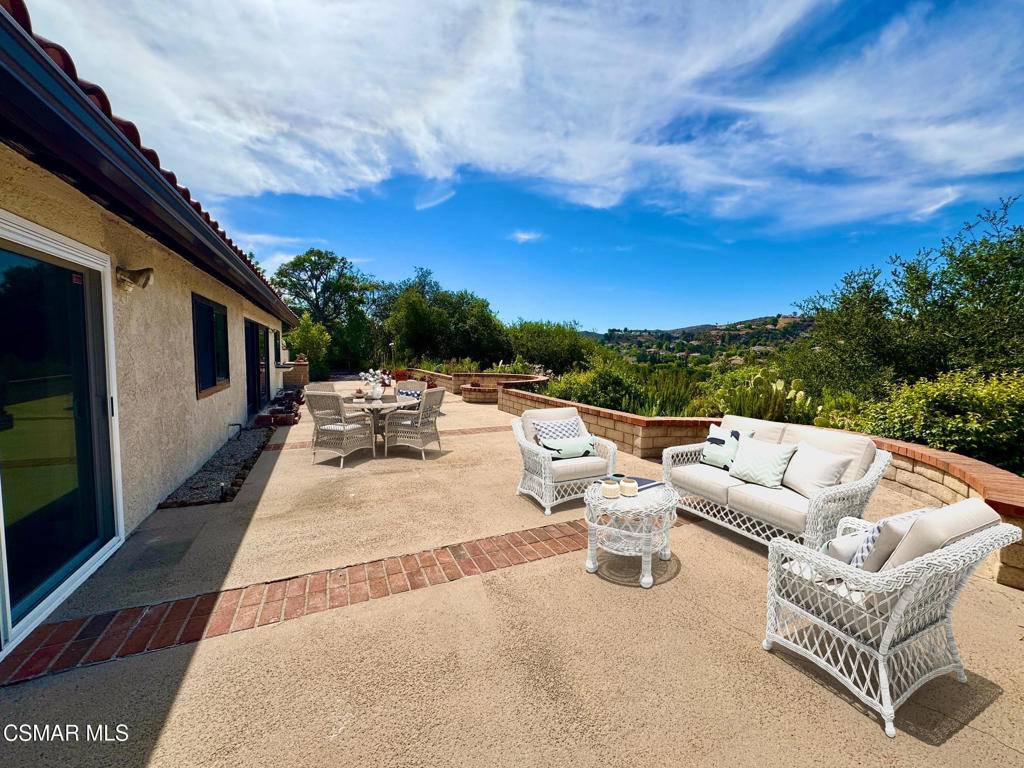 Westlake Village, CA 91361,2031 Channelford RD