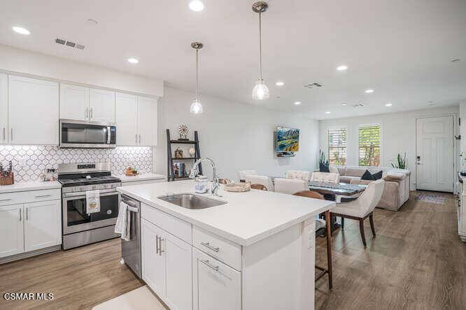 Simi Valley, CA 93065,110 Red Brick DR #5