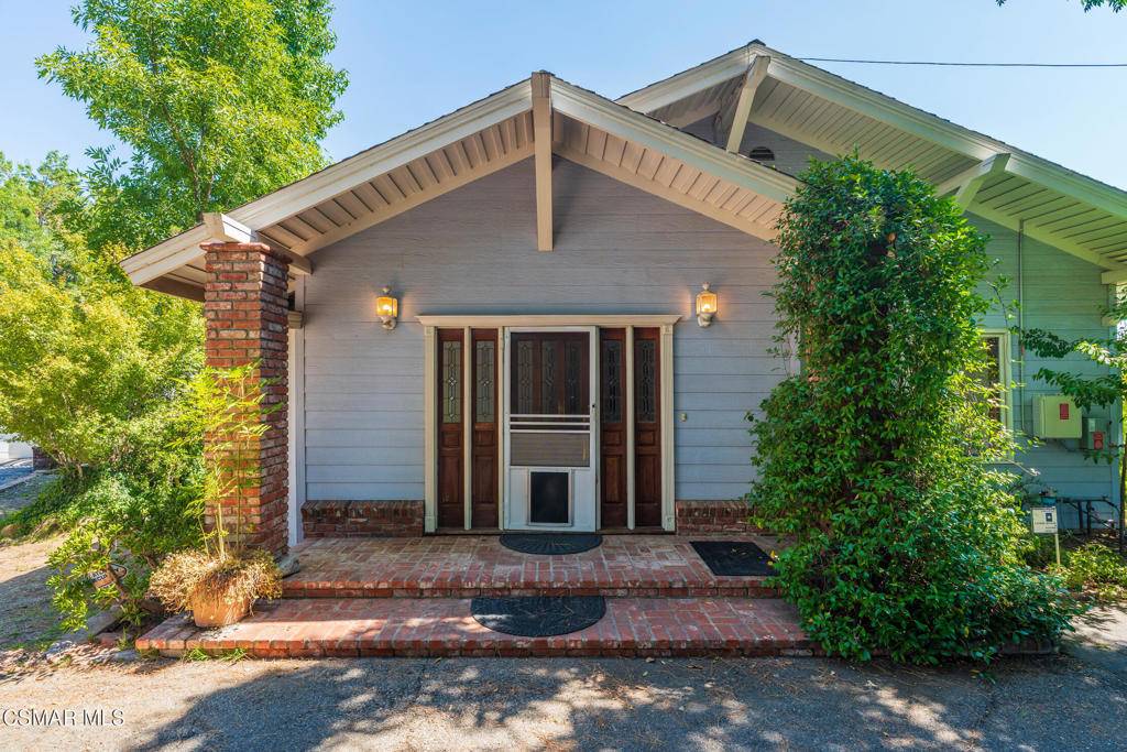 Woodland Hills, CA 91367,23153 Oxnard ST