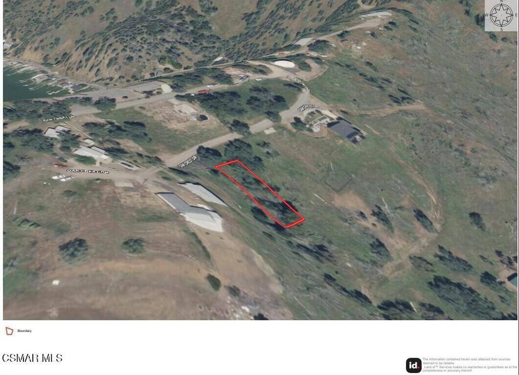 Clearlake, CA 95422,3085 Oak Crest DR