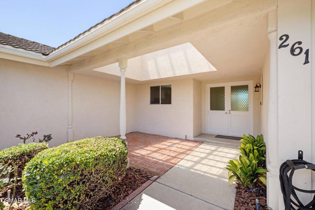 Newbury Park, CA 91320,261 Hiram AVE