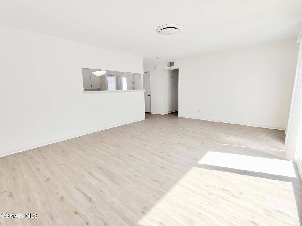 Simi Valley, CA 93065,2251 Caldwell AVE