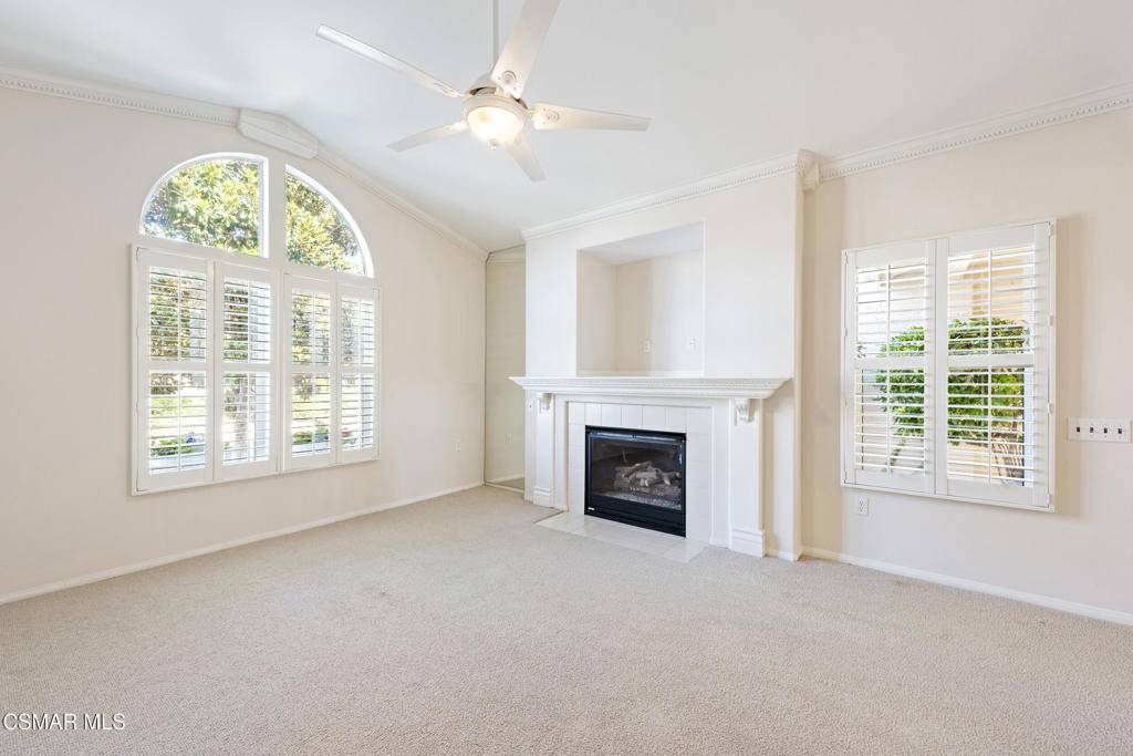 Simi Valley, CA 93063,2059 Tulip AVE
