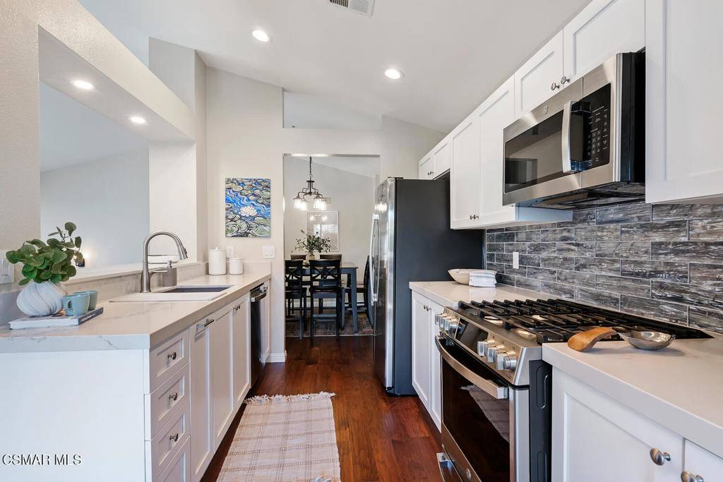 Oxnard, CA 93030,1224 Nautical WAY