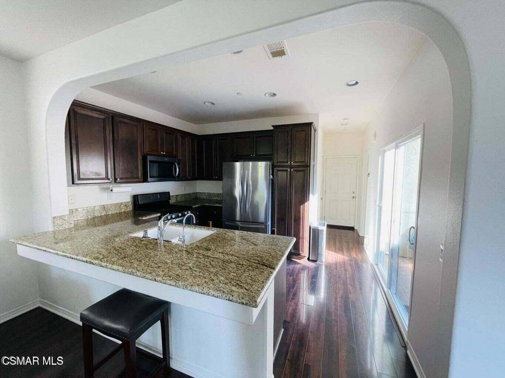 Oxnard, CA 93036,708 Owens River DR