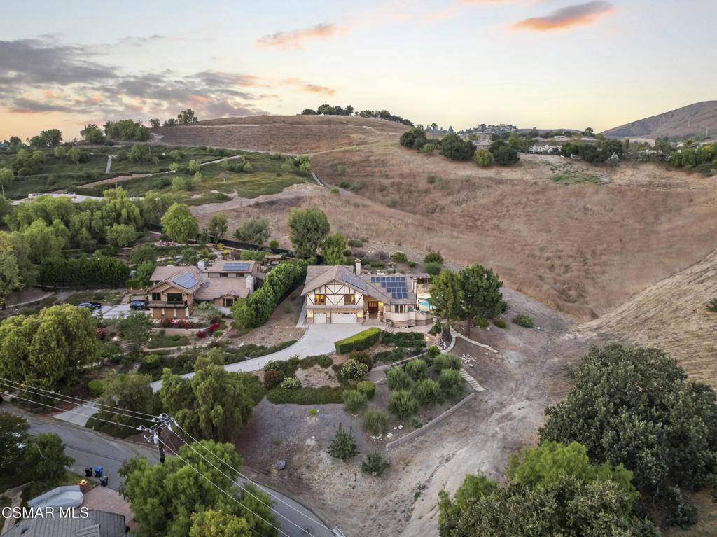 Thousand Oaks, CA 91362,554 Lone Oak DR