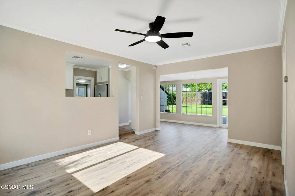 Van Nuys, CA 91406,7318 Jellico AVE