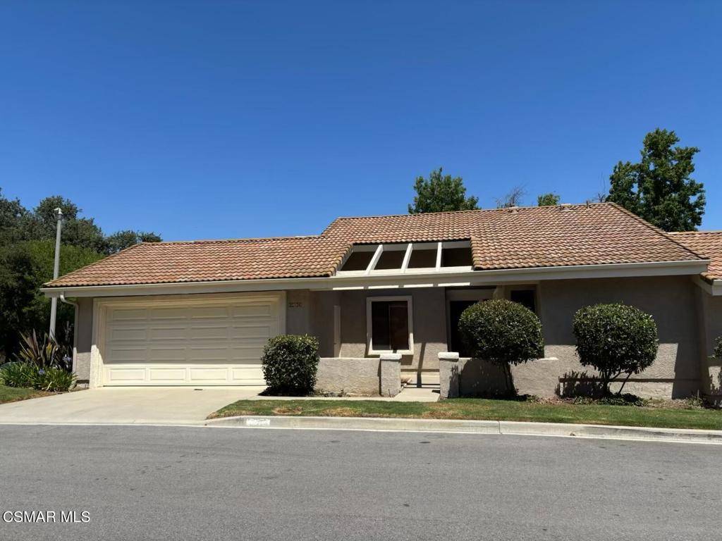 Oak Park, CA 91377,216 Estrellita LN