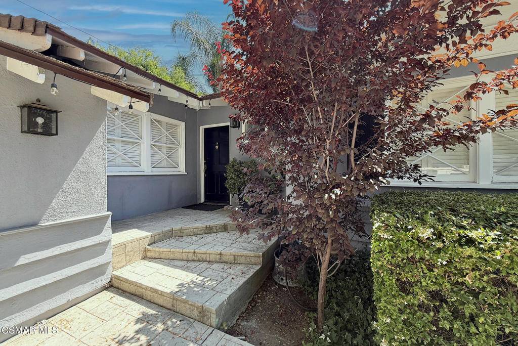 Woodland Hills, CA 91364,4748 Conejo AVE