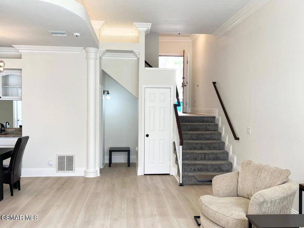 Westlake Village, CA 91362,3121 Hillcrest DR