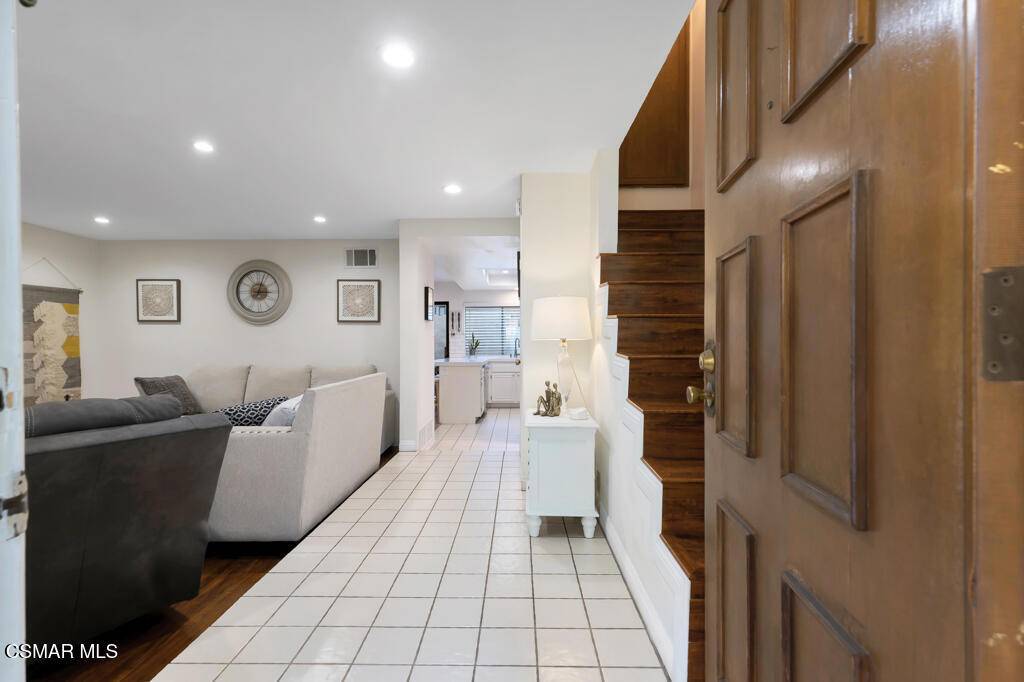Winnetka, CA 91306,8235 Mason AVE #B