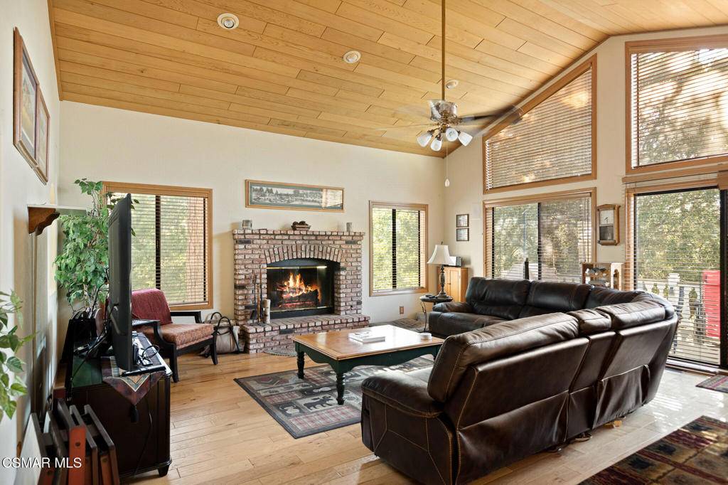 Lake Arrowhead, CA 92352,27454 Matterhorn DR