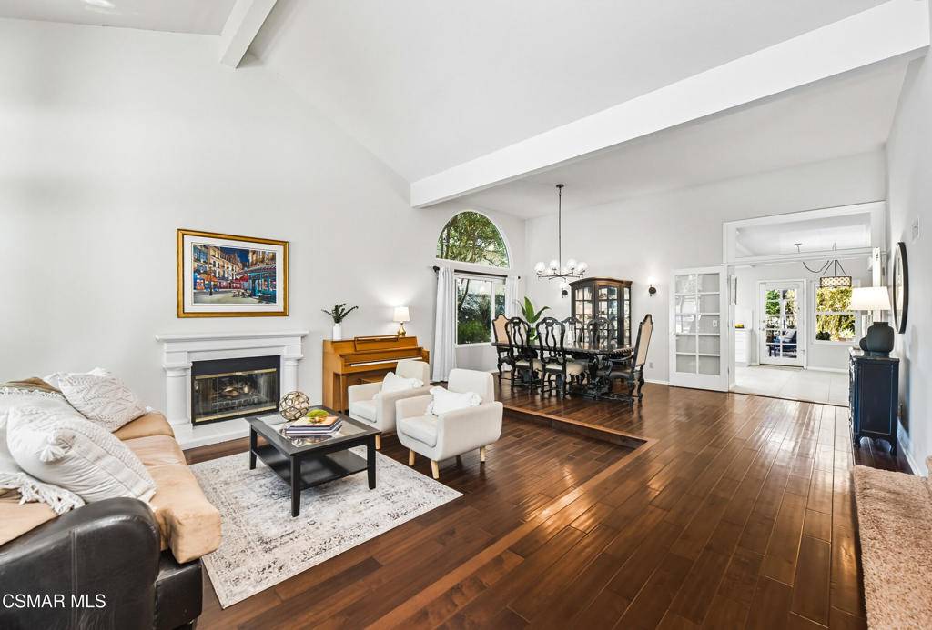 Thousand Oaks, CA 91362,3128 Casino DR