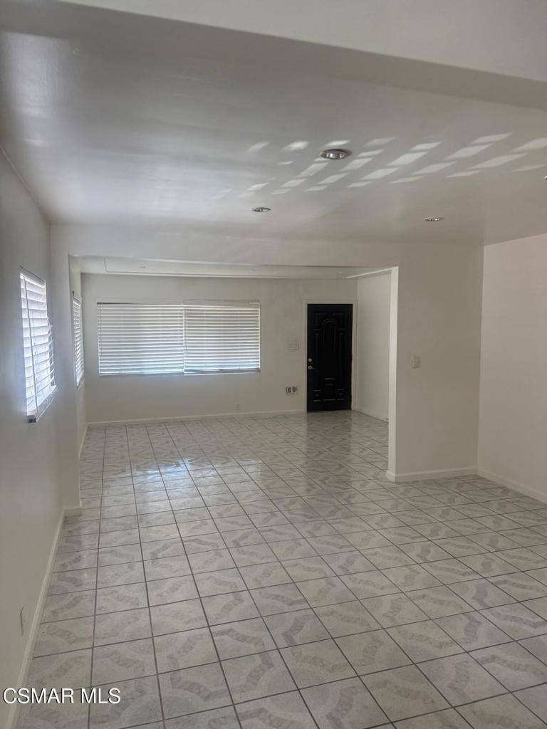 Inglewood, CA 90303,3511 W 118th PL