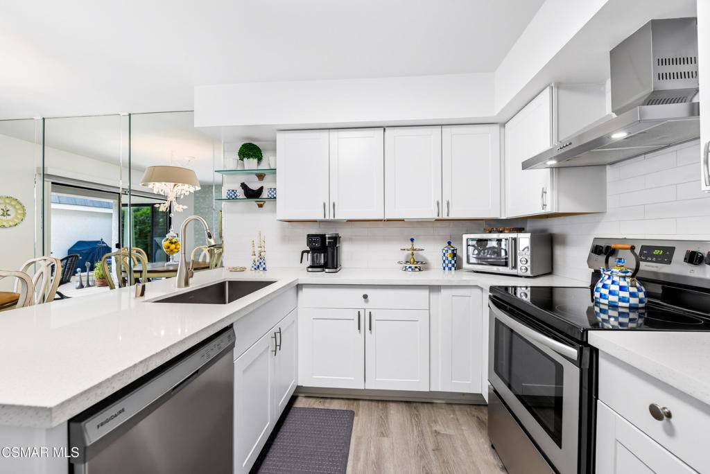 Westlake Village, CA 91361,2849 Shoreview CIR