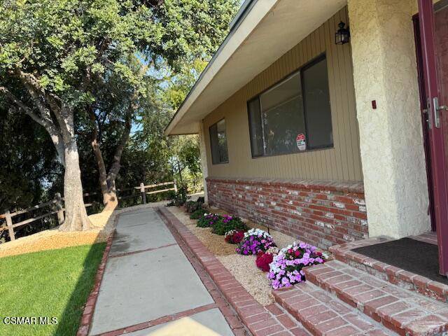 Thousand Oaks, CA 91362,2485 Hillcrest DR