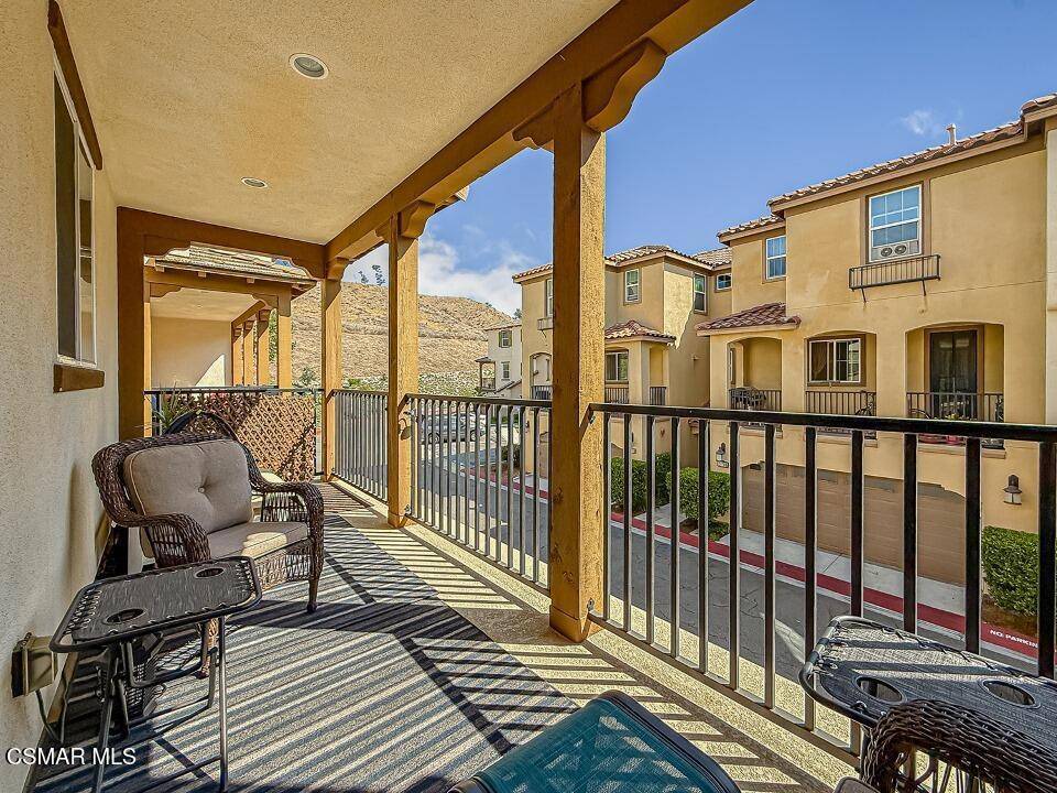 Saugus, CA 91350,26707 Lexington LN