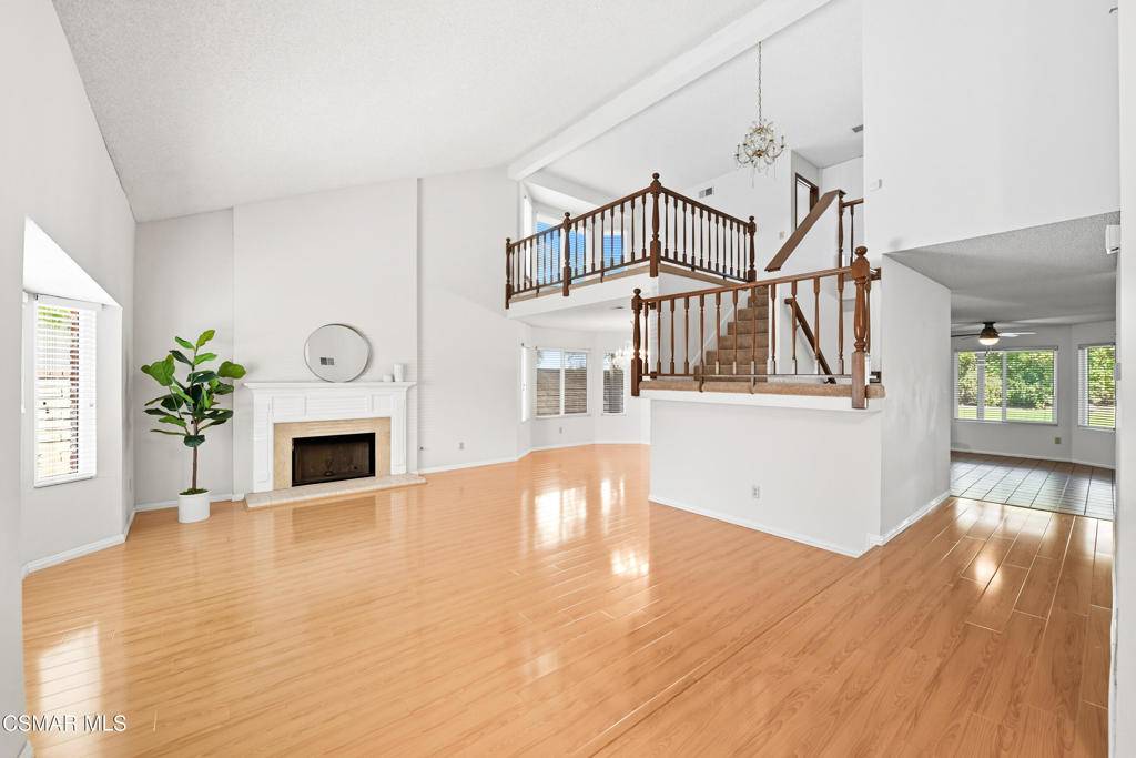 Agoura Hills, CA 91301,29001 Catherwood CT