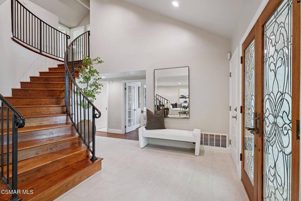 Agoura Hills, CA 91301,5900 Gleam CT