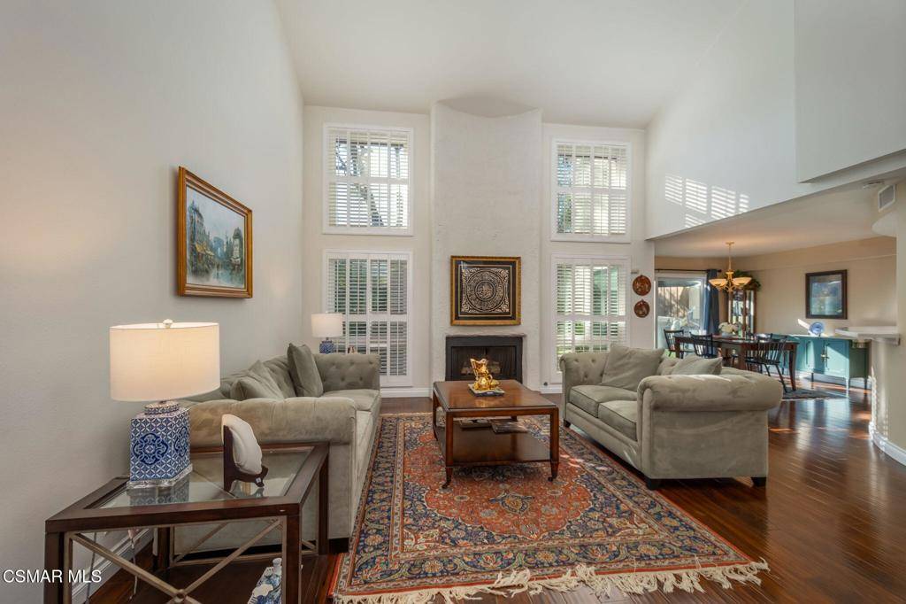Thousand Oaks, CA 91360,809 Shadow Lake DR