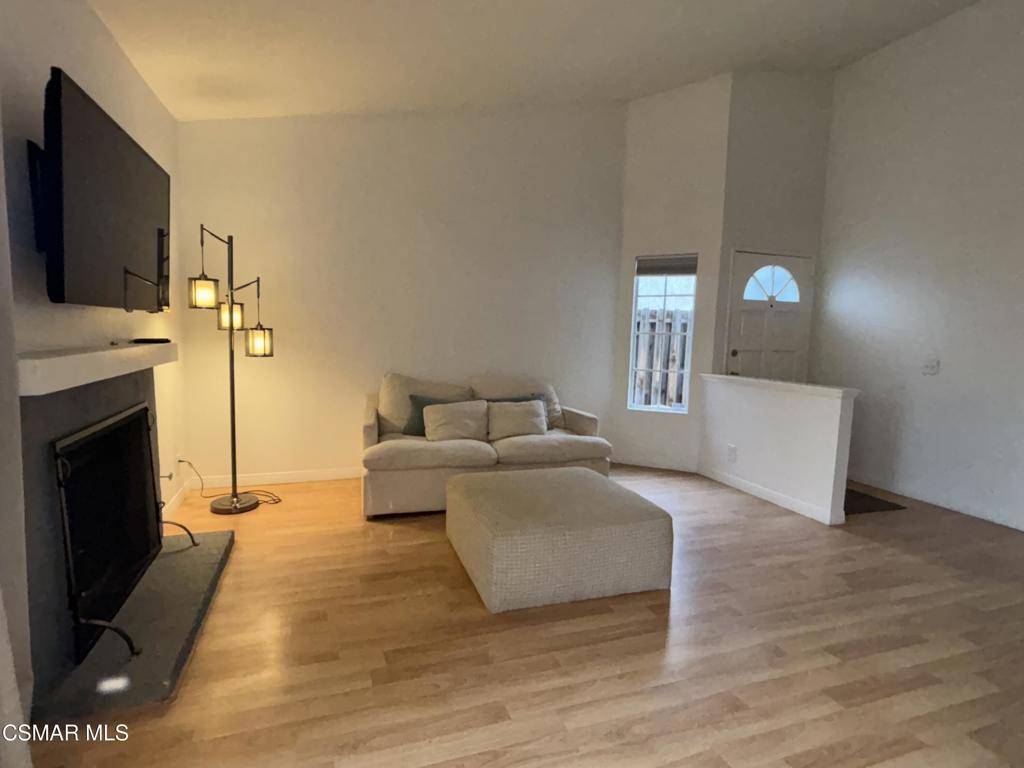 Simi Valley, CA 93065,2758 Reservoir DR