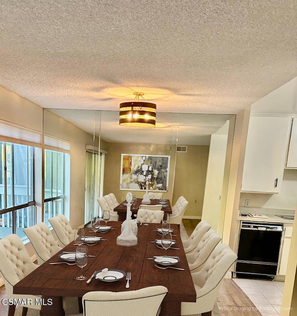 Thousand Oaks, CA 91360,286 Oakleaf DR #23