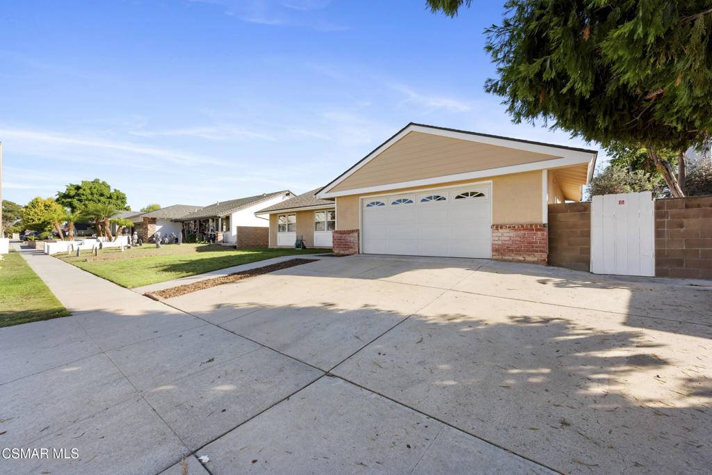 Simi Valley, CA 93065,3006 Racine ST